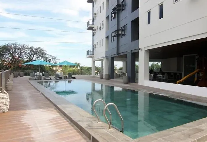 Modern Cozy 1 Bedroom Unit In With Netflix And Wifi * Cebu